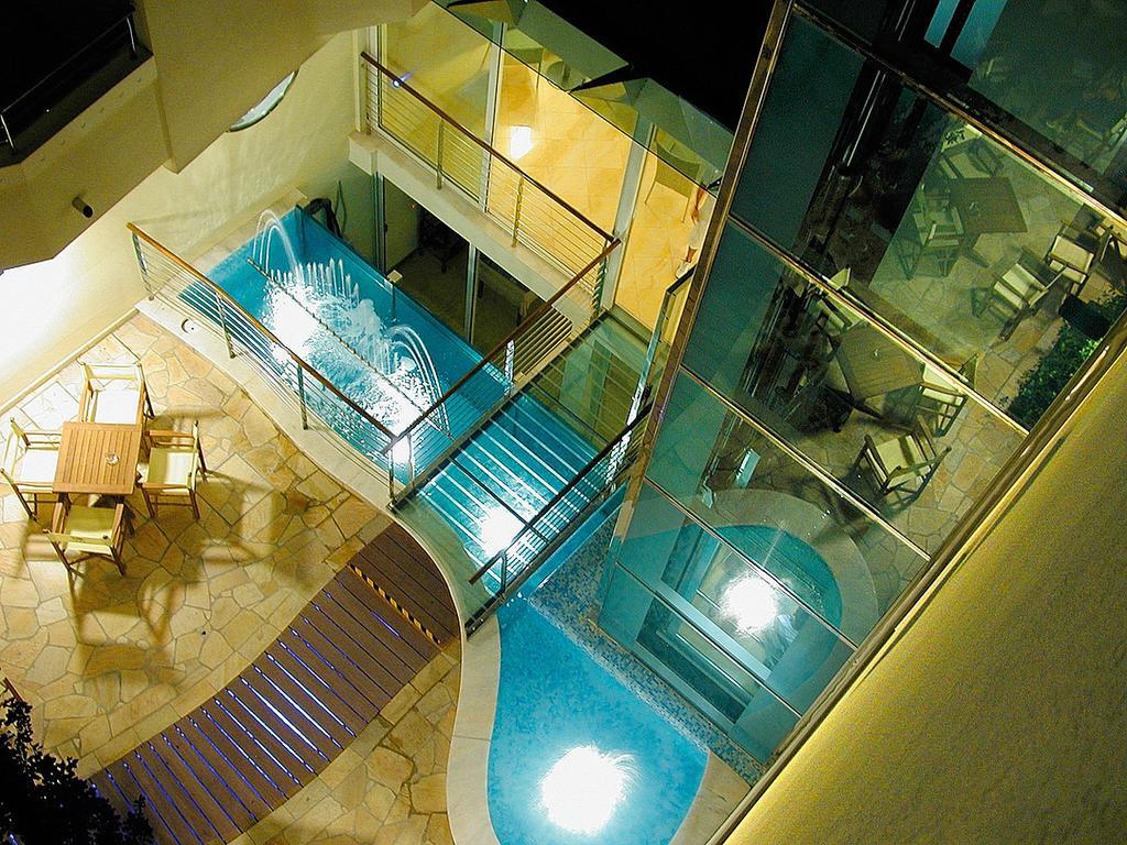 Hotel Albatros Misano Adriatico Exterior foto